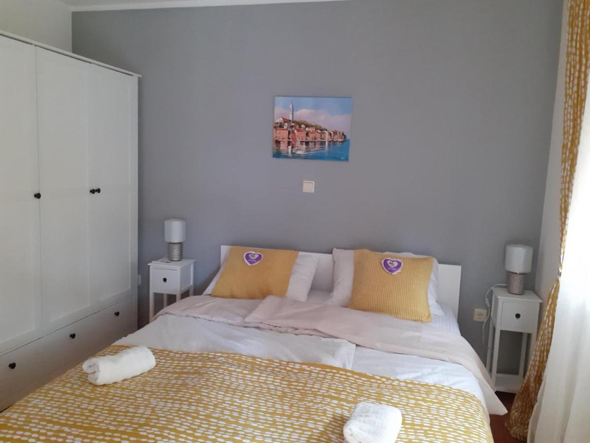 Lola Apartmani Rovinj Exterior photo